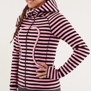 RARE 2013 Release Date!! Lululemon Athletica Pink and Black Hoodie